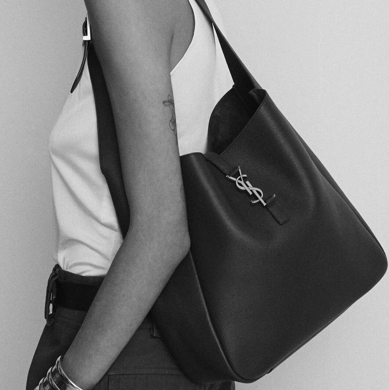 Saint Laurent Le 5 À 7 Supple Large in Calfskin Leather Saint Laurent Le 5 À 7 Supple Large in Calfskin Leather