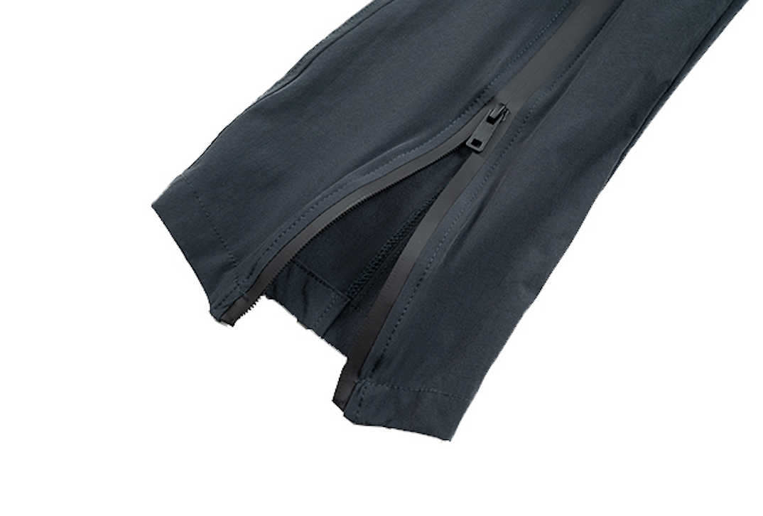 SLIM-CUT TECHNICAL PANTS - BLACK/ NAVY BLUE