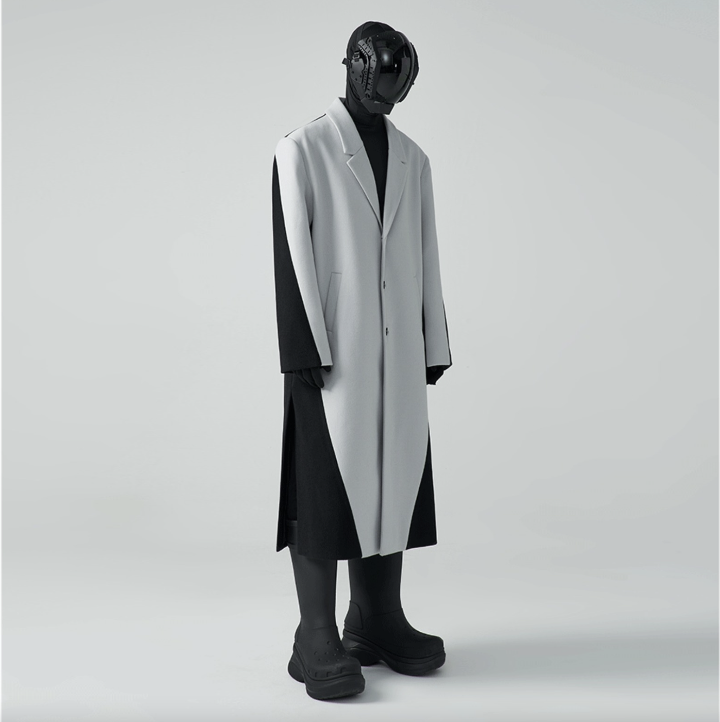 HOMME OVERSIZED TWO-TONE WOOL-BLEND COAT - CEMENT/ BLACK